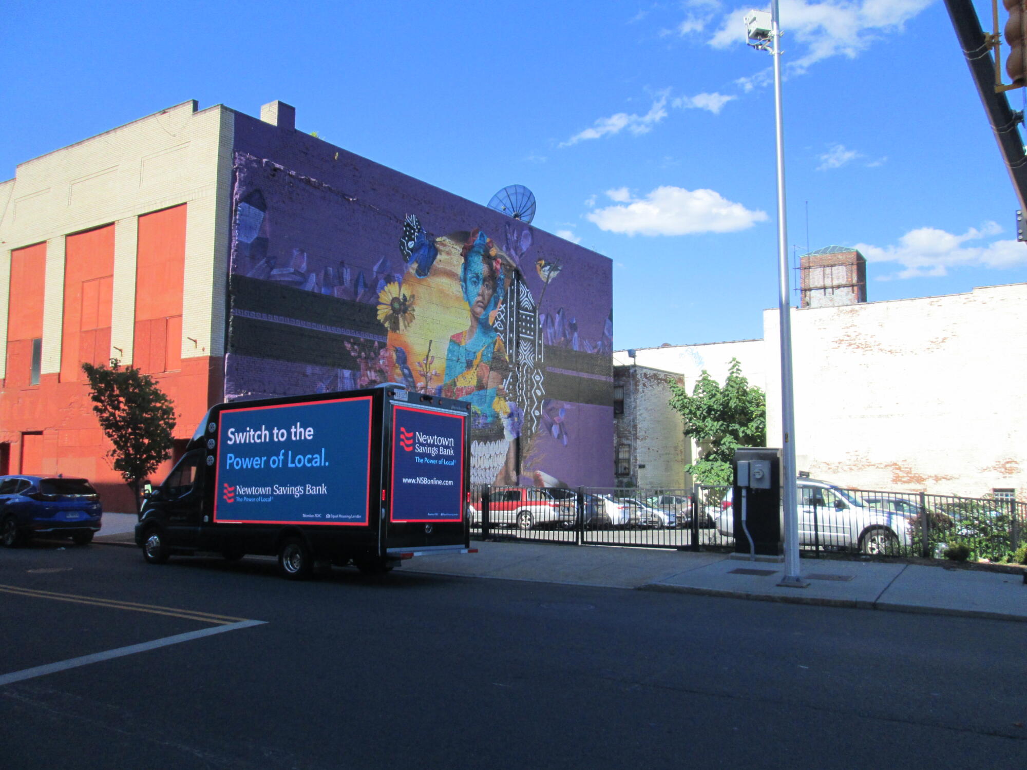 Mobile digital billboard truck in Bridgeport CT with an English language message.